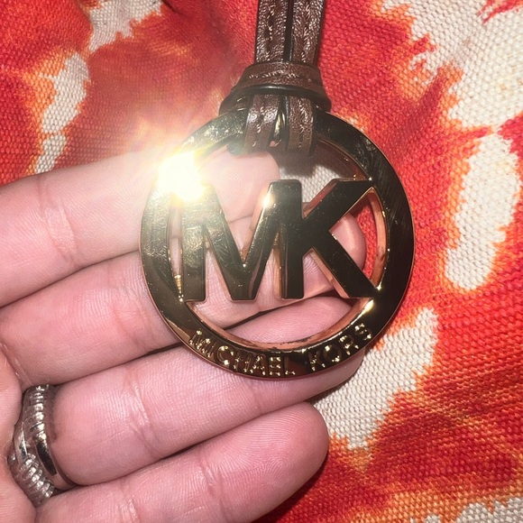 MICHAEL KORS boho tie dye bag! NWOT - Picture 3 of 6